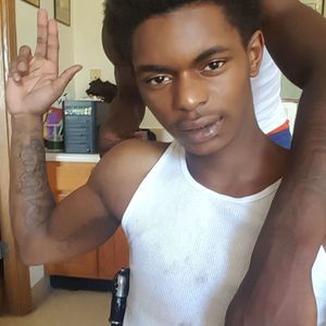 Meet your Posher, Tom